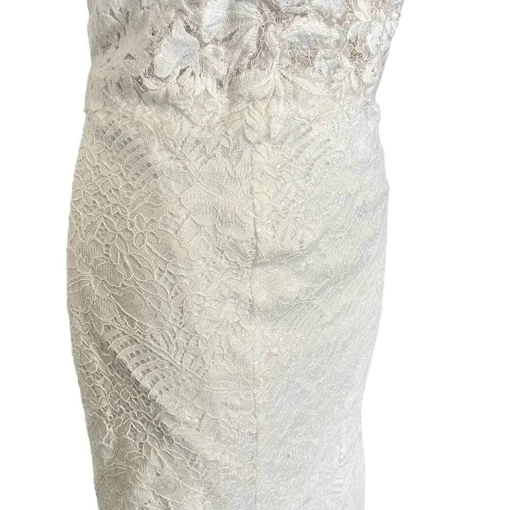 Melissa Sweet Ivory Lace V-Neck Trumpet Wedding Gown - Picture 4 of 16